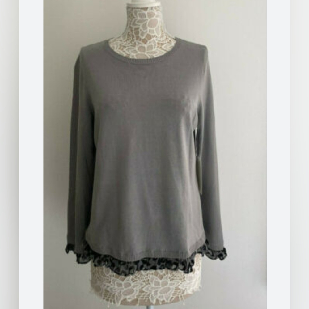 Liberte By Emmanuel 🌿 Silk Sweater with lace trimmed 🌿Size M